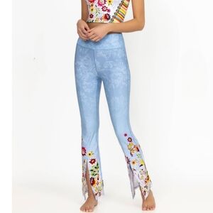 Johnny Was Bee Active High Waist Slit Flare Legging XS Floral Blue